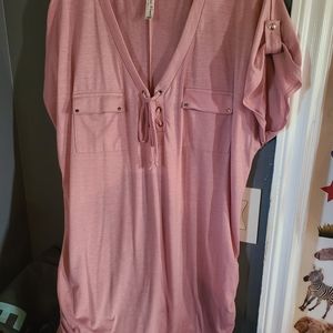Short sleeve shirt Good condition